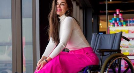 Catarina Leal em uma das poses que ela indicou