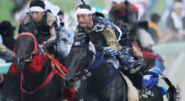 A Koei Tecmo dos ninjas e cavalos de corridas - o bizarro Japão
