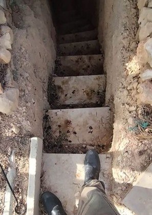 Com a picareta do avô dele, Andres começou a cavar... e nunca mais parou! Em meados de 2021 ele mostrou como estava a caverna, e a história dele ficou mundialmente famosa