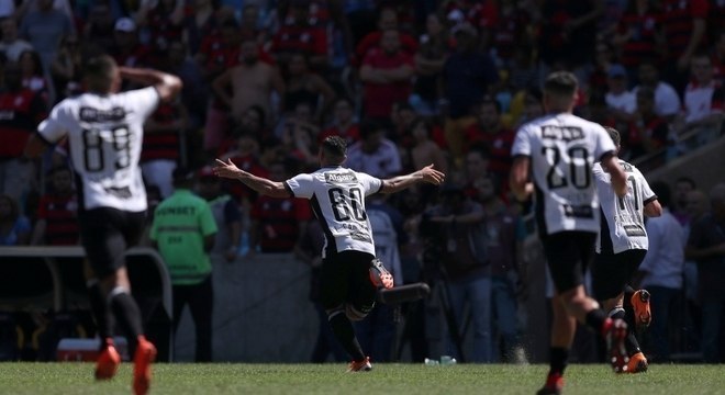 Leandro Carvalho, 1 X 0 no Fla, enfim uma vitória do Ceará