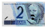 2. Cédulas dilaceradas, com valor somente para depósitoSão aquelas que se encontram com algum dano, mas podem se apresentar inteiras ou fragmentadas, devendo, neste último caso, possuir mais da metade de seu tamanho original em um único fragmento. Elas têm valor somente para depósito, pagamento ou troca na rede bancária. Assim sendo, os bancos devem recebê-las do público e trocá-las por seu valor integral ou aceitá-las em pagamentos ou depósitos. Posteriormente, essas cédulas devem ser encaminhadas ao Banco Central para destruição. Veja a seguir os exemplos