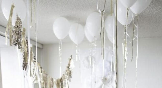 Ceia de ano novo brilhante