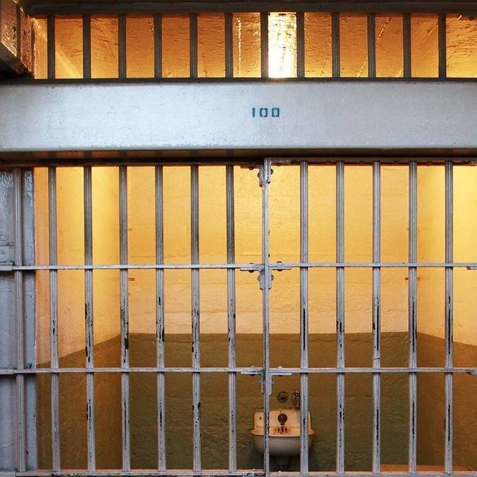 O Brasil tem a terceira maior população carcerária do mundo, com quase 1 milhão de presos