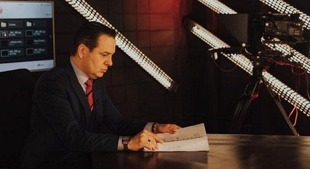 O ator Celso Zucatelli em ação