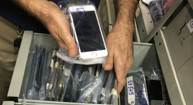 Metrô registra quase 30 aparelhos celulares esquecidos por semana