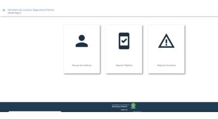4. Faça o cadastroApós concordar com os termos de uso, o usuário será direcionado à página inicial do aplicativo Celular Seguro. Lá, será possível cadastrar pessoas de confiança e registrar o número do celular. Nessa página também está o botão para registrar a ocorrência