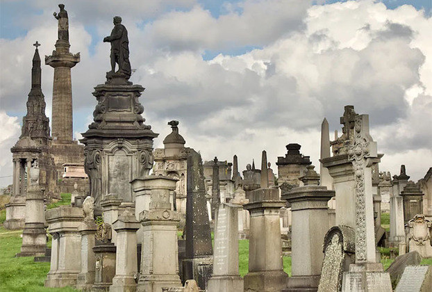 Cemitério São João Batista (Brasil): Com direito a vista para o Cristo Redentor, o representante brasileiro da lista foi inaugurado em 1852.