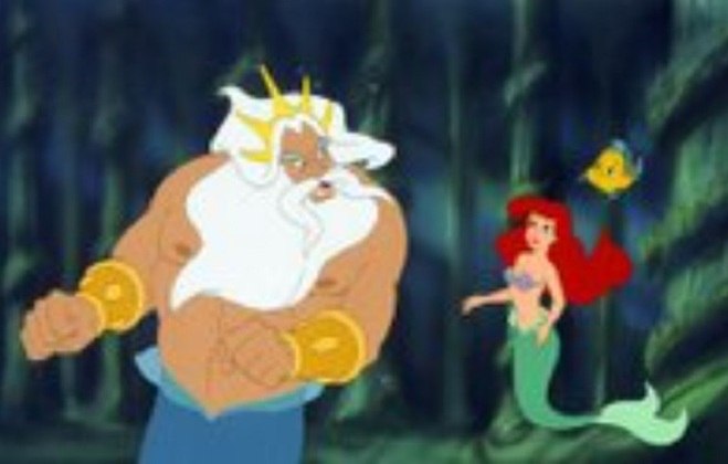 Cena número 7: Tritão descobre por Sebastiao o amor de Ariel por Eric, e, em um ataque de fúria, briga com a filha, destruindo toda a sala onde ela guarda os artefatos humanos.