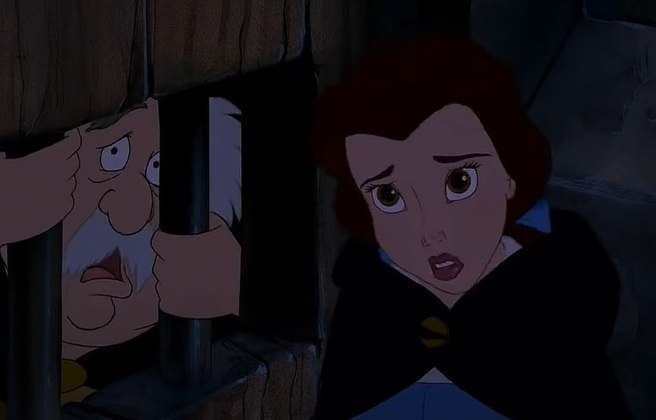 Cena número 9: no castelo, ela encontra seu pai preso, mas é impedida de libertá-lo pela Fera.