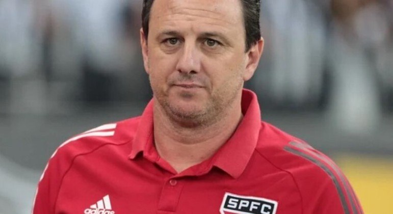 Rogério Ceni chega ao Bahia para substituir Renato Paiva, que saiu na quarta-feira