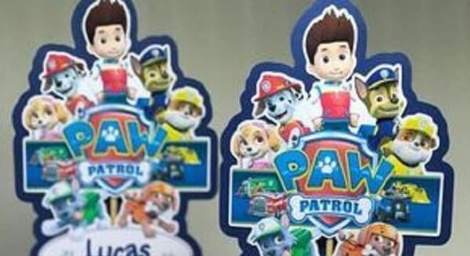 Centro de mesa com o tema patrulha canina