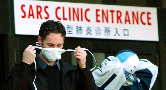 A epidemia de Sars também começou na China e se espalhou para 26 países, com quase 8,1 mil casos confirmados