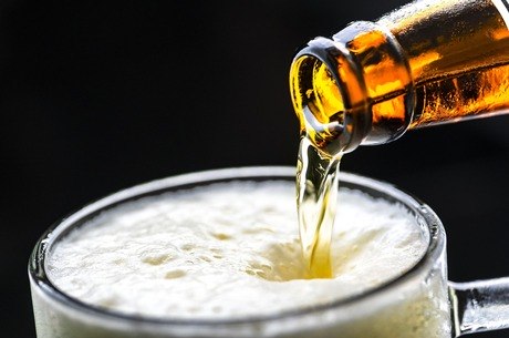 O Uso De Bebidas Alcoolicas E Drogas Na Adolescencia