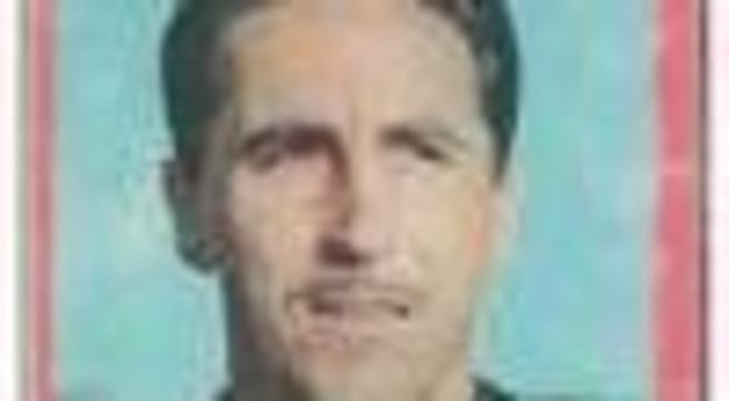Csar Gonzlez - Lateral-direito, jogou apenas quatro partidas pelo So Paulo, com um gol marcado, nos anos de 1950 e 1951.