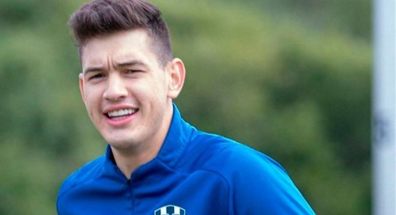 César Montes - Zagueiro - 24 anos - Mexicano