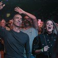 Tici e Cesar Tralli curtem show de Ivete Sangalo e Rod Stewart (Van Campos/Agnews)