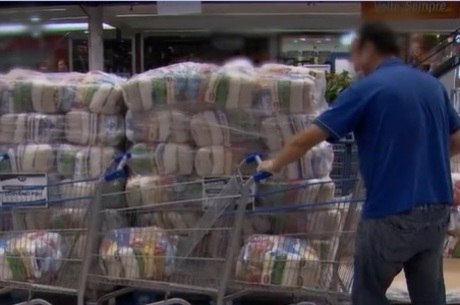 Prefeitura de BH distribui cestas básicas durante a pandemia