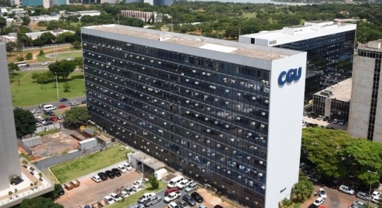 Sede da CGU, em Brasília; órgão apura fraudes em contrato para formação profissional
