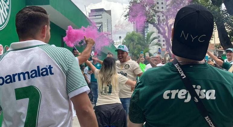 Chá revelação antes de Palmeiras x Água Santa na final do Paulistão