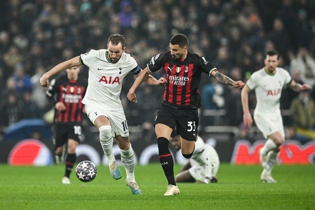 O Tottenham enfrentou o Milan em casa, no Estádio dos Spurs. Assim como os alemães que duelaram com o time de Paris, os italianos entraram em campo com a vantagem de 1 a 0, conquistada em Milão.