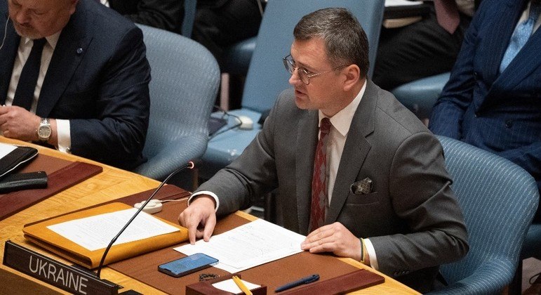 Após discurso, Dmytro Kuleba deixou reuniu do Conselho de Segurança da ONU