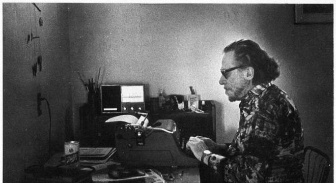 Charles Bukowski - Quem foi, seus melhores poemas e seleção de livros