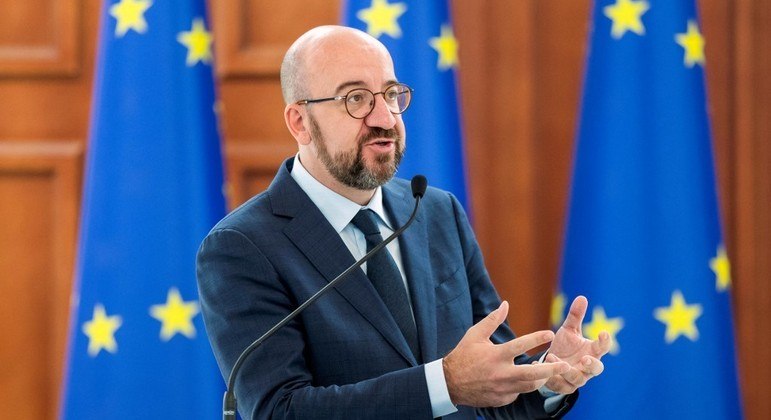 Charles Michel teve que buscar abrigo em meio ao ataque
