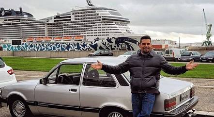 Chevette foi levado de navio 
