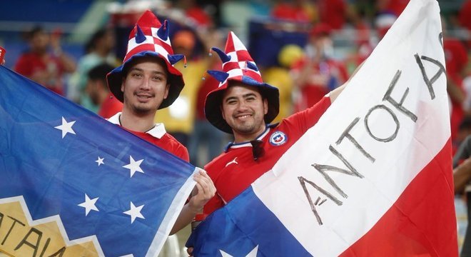 Torcedores do Chile, alegria, apesar da derrota para o Uruguai