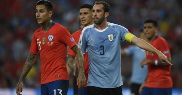 Resultado de imagem para chile x uruguai