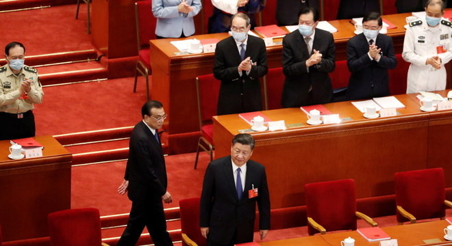Xi Jinping, presidente da China, abre a sessão de encerramento do Congresso do Povo
