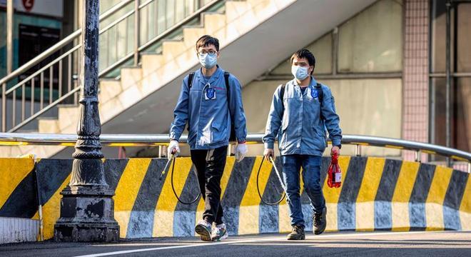 Nmero de infectados na China passa de 75 mil