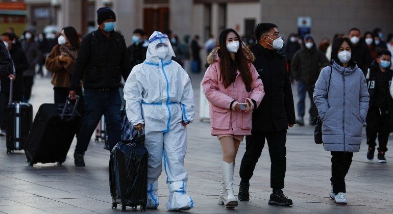 Fim da política Covid zero é apontada como causa de nova onda na China
