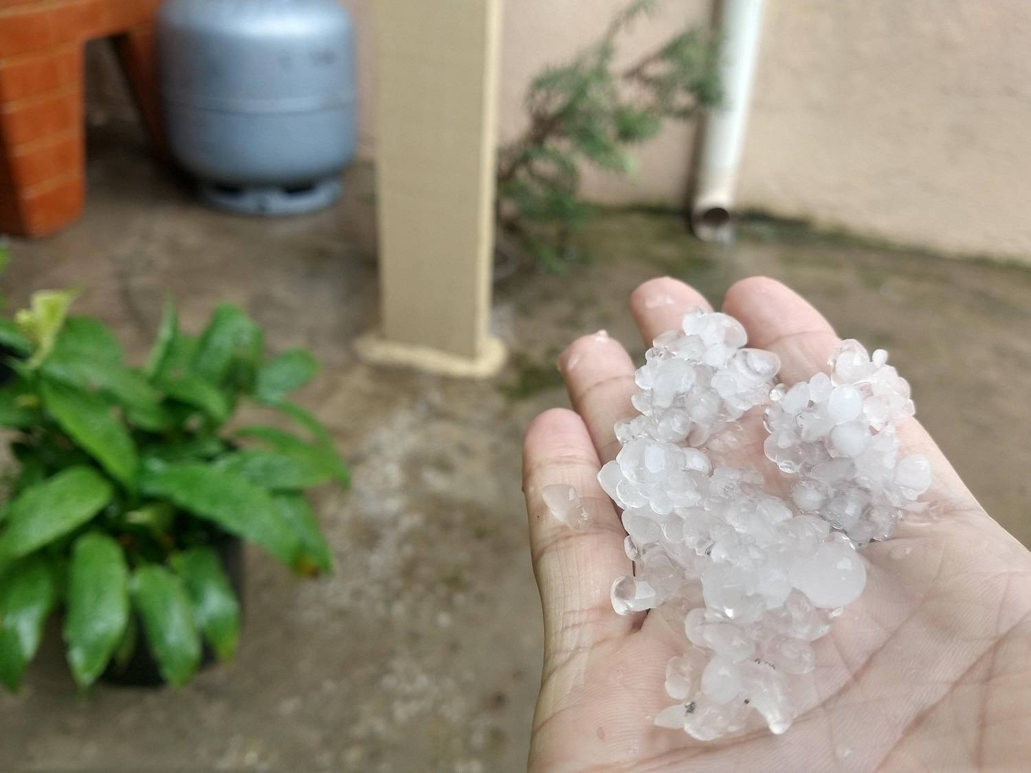 Capital E Grande Sp Tem Temporal Queda De Granizo E Alagamento Noticias R7 Sao Paulo