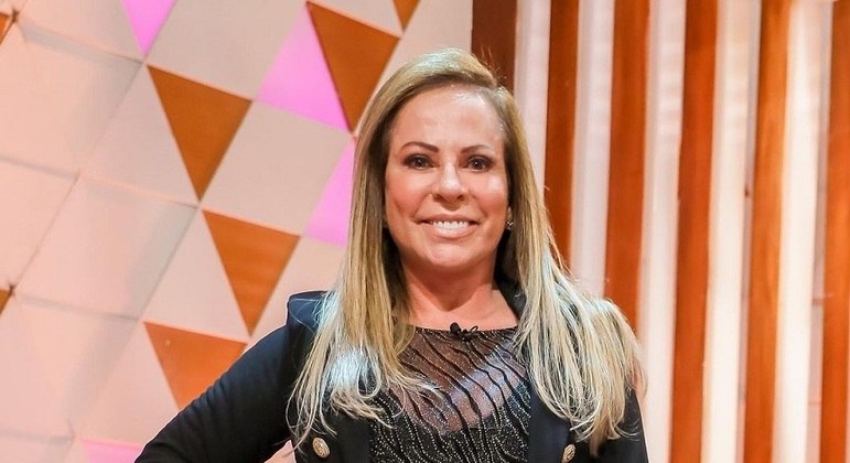 Christina Rocha apresenta o Casos de Família no SBT