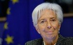 2. Christine LagardeA presidente do Banco Central Europeu, Christine Lagarde, se tornou a primeira mulher a chefiar o Banco Central Europeu em 1º de novembro de 2019. Assim como Ursula von der Leyen, é função dela equilibrar o apoio contínuo à Ucrânia, ao mesmo tempo em que reduz o aumento da inflação e os custos de energia