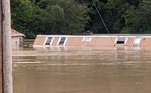 Chuva destrói casas em Kentucky