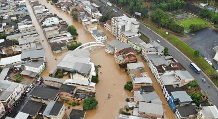 Cidades foram tomadas pela água