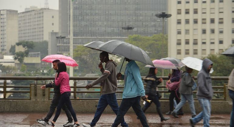 Deve chover o dia inteiro em São Paulo
 neste sábado (29)