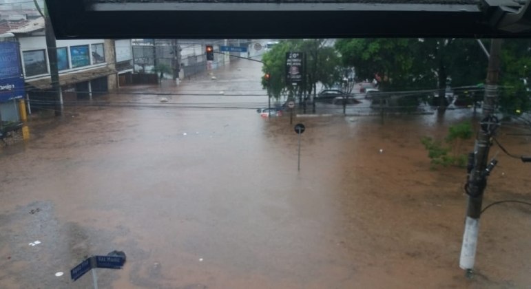 Cidade de São Paulo registra chuvas acima da média histórica em janeiro, aponta Inmet