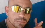 Naquela noite, Maxuel estaria acompanhado de dois homens cujas identidades ainda não foram descobertas. Contudo, há suspeita de que fossem pessoas com quem ele teria desavenças