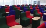 Os prisioneiros também tem acesso a e-mails, práticas esportivas e educacional. Alguns podem até ficar com a chave da própria cela em caso de bom comportamento. Agora os funcionários passam por um treinamento contra atos ilegais.O Cidade Alerta vai ao ar de segunda a sexta, a partir das 16h30; e aos sábados, às 17h, na Record TV.  
