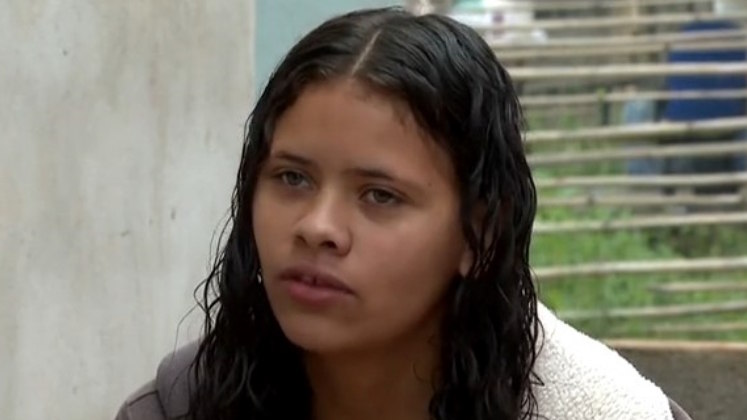 Bruna de Assis de Oliveira, a filha mais nova, ficou aflita por não conseguir procurar pelo pai. Segundo relato, ela foi até a casa do desaparecido, mas os irmãos mais velhos não
permitiram que ela entrasse na residência. Ela queria descobrir se o pai tinha deixado alguma pista que pudesse indicar o que teria acontecido com ele