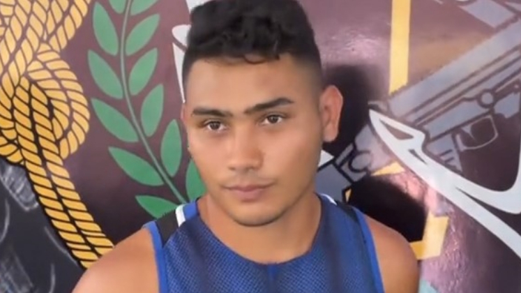 O Cidade Alerta acompanha o caso de Alex Ferreira de Lima, de 21 anos, que confessou ter matado e decapitado uma mulher grávida e a filha dela, de apenas 3 anos, no Amapá. O homem foi preso em uma comunidade ribeirinha e era um dos mais procurados da região Norte do Brasil. Confira os detalhes a seguir