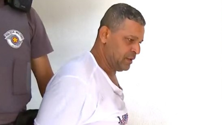 Joselito, que já tinha antecedentes criminais por homicídio, agora vai responder pela tentativa de feminicídio. Na delegacia, ele confessou o crime.O Cidade Alerta vai ao ar de segunda a sexta, às 16h50, e aos sábados, 17h, na tela da RECORD.
