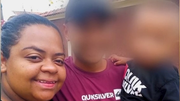 A polícia afirmou que o companheiro da vítima não foi localizado e é investigado. A família de Duda pede por justiça e quer ver o suspeito preso.O Cidade Alerta vai ao ar de segunda a sexta, às 16h50, e aos sábados, 17h, na tela da RECORD.