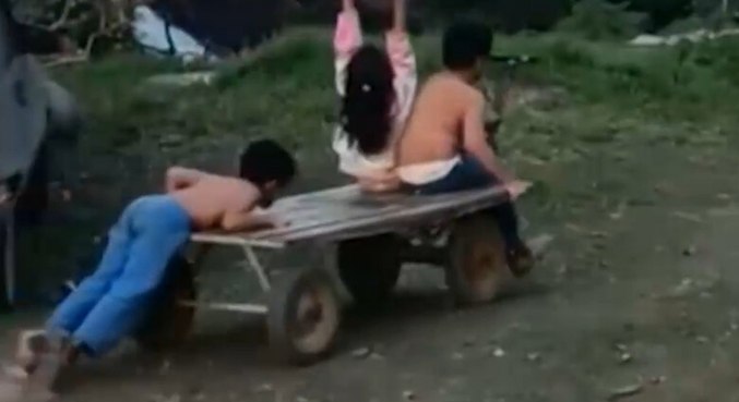Vídeo mostra filhos de Elizamar brincando juntos na chácara onde foram mortos