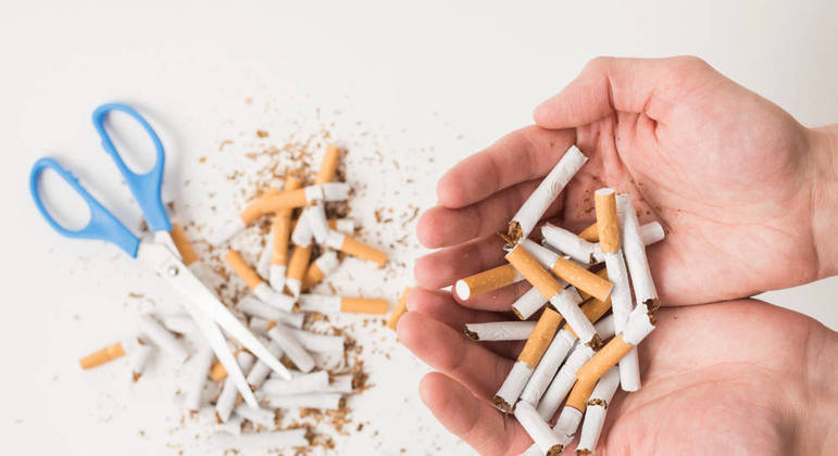 Segundo a OMS, 1,2 milhão de pessoas morrem devido ao tabagismo passivo a cada ano