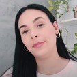 Cíntia Marques: Conheça uma rotina de cuidados pessoais sem gastar muito 