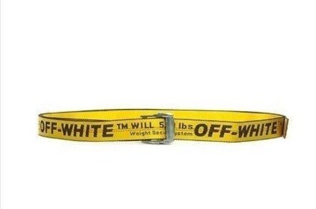 Cinto Off-White: R$ 1,5 mil e material simples